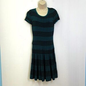 Romeo & Juliet Couture - NWT Emerald & Black Plaid Peplum Midi Dress Size Small